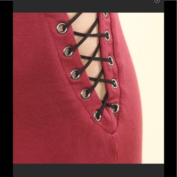 Tapered Midi Skirt avail in s,m,lg - Picture 3 of 11